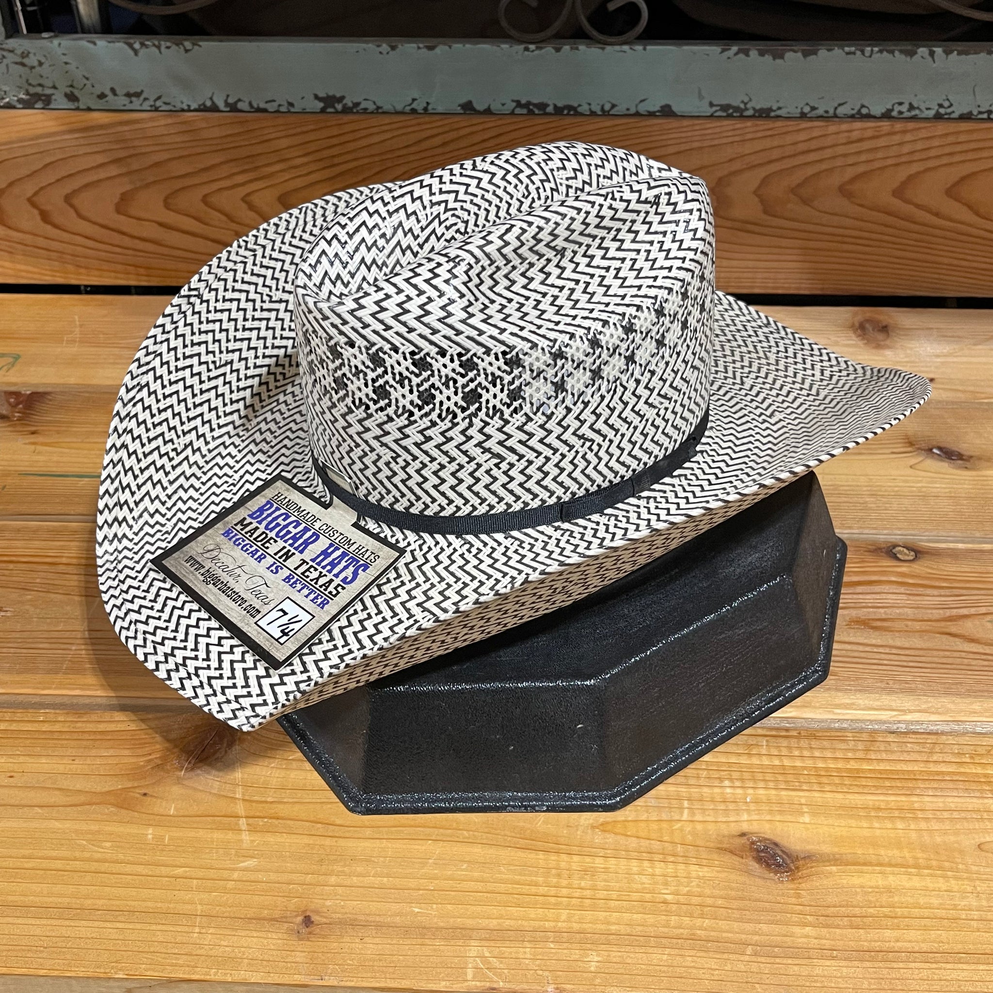 Biggar Hats "Zig Zag Black" Straw Hat